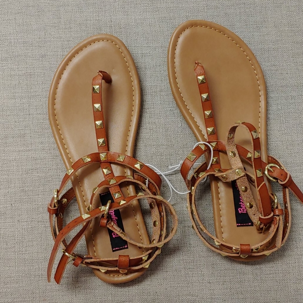 Sandles